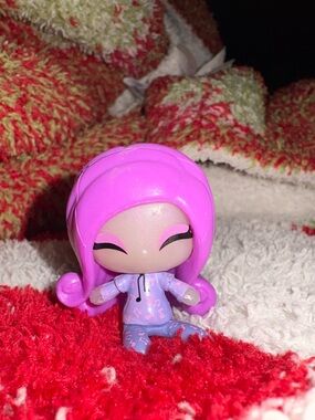 Monster High mini dolls- Ari sleepover